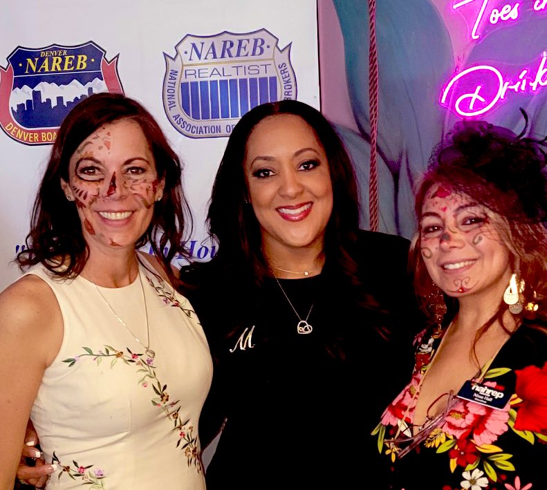 murielsellsco's tweet photo. What a great night at Agave Shore! Absolutely, love working with these amazing women! @cbwpa @NAHREP @NAREBDenver #Corealestate #housing https://t.co/xBGZ1JXVyy