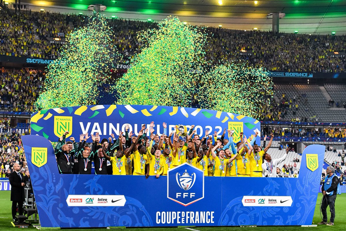 ActuFoot_'s tweet photo. 💛💚🏆 https://t.co/swPr4ZIYz4