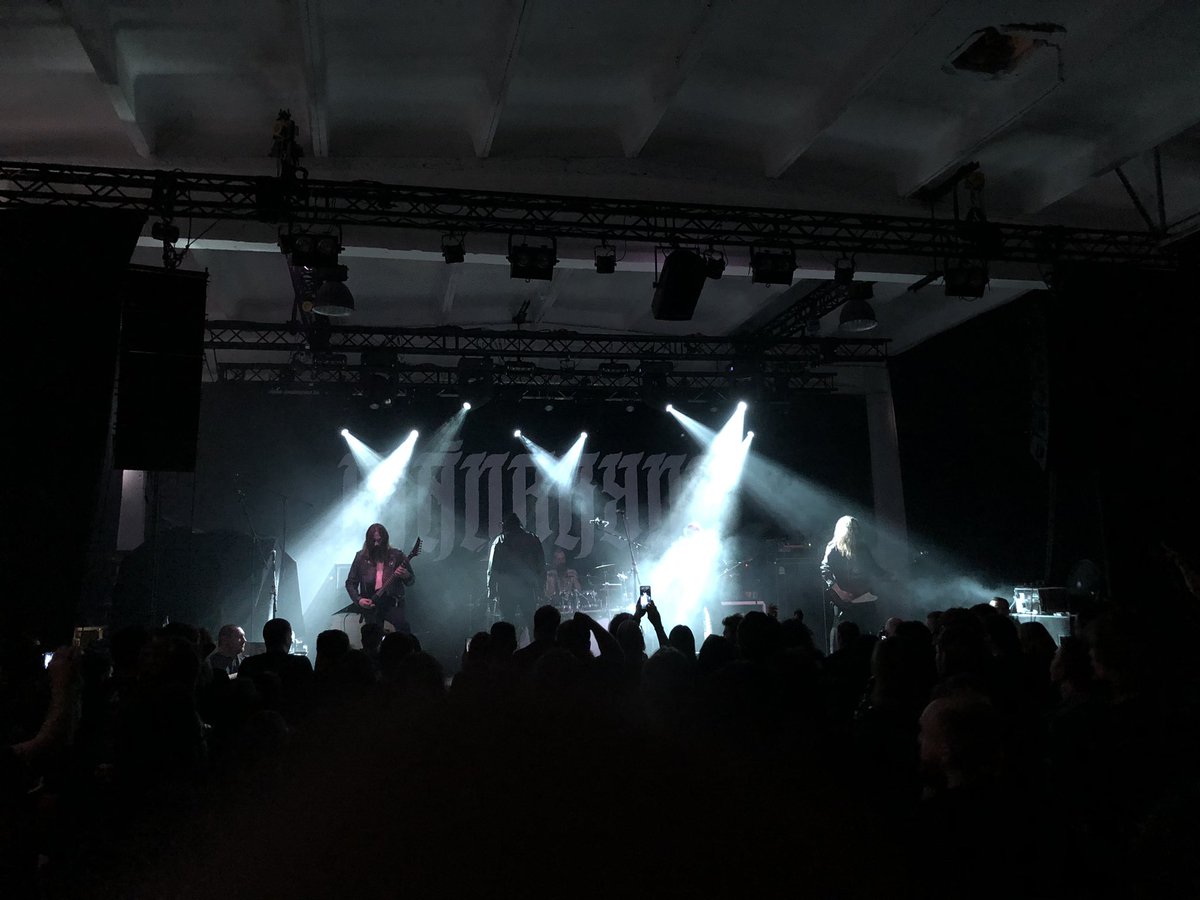 Kendzi1234's tweet photo. What a night to remember…@lefthandsounds
#mánbryne #darvaza #deusmortem #mgła #blackmetal #kraków https://t.co/cGSRo5nqFF