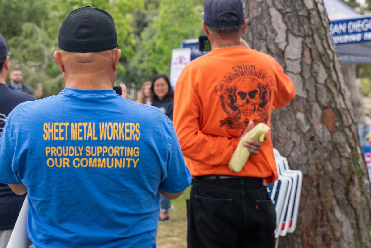Joyce4Oside's tweet photo. This morning Union Sisters and Brothers brought the good news to Oceanside families.
We’re going to elect representatives who fight for our working families!
#workingfamilies #unionstrong #osideornoside https://t.co/0jNJJ3kATX