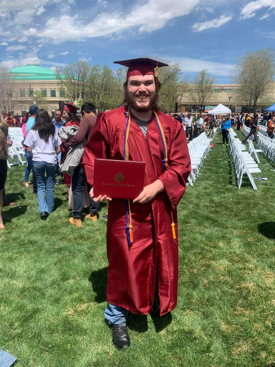 Zombryra's tweet photo. And with that, I got my Associates of Art from @CCAurora! Halfway to my Bachelor's now, and I can't wait to continue from here! https://t.co/3nuRXKmsnI