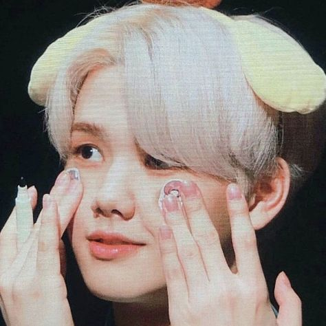 kmhfolder's tweet photo. pom pom minhee https://t.co/84kx4el0E5