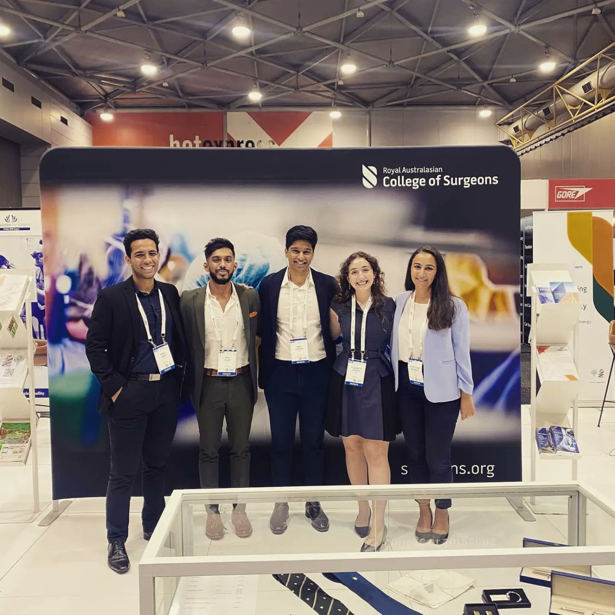 aidenjabur's tweet photo. First twitter post! Was amazing to present and meet fellow med students at #RACS22 @LaureMansour8 @Shafalam95 V much looking forward to when we next meet 🙌 https://t.co/77bPj4eCgr