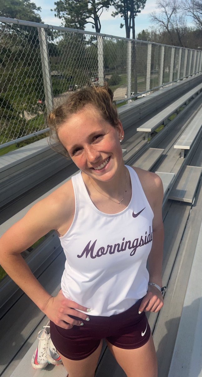 Mside_Track's tweet photo. Big day for junior ⁦@yeakelcallie⁩ hitting a provisional standard in the 400 hurdles with a time of 64.22 placing her 5th in the GPAC!!! https://t.co/A7QbKsnf75