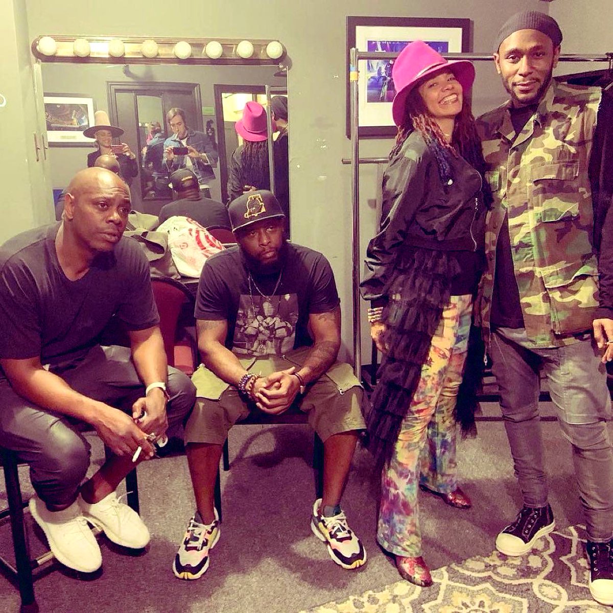 MrElleSA's tweet photo. “At the crib we listen to Madlib, HiTek, Dilla beat tapes, and Nasir” @TalibKweli #BlackStar #supremealchemy #nofearoftime https://t.co/zAvE9B5VlC