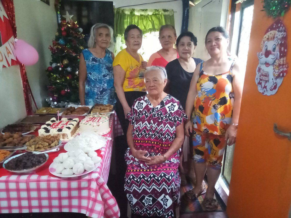 nettecatudiox's tweet photo. Happy mother's day lola, stepmommy,mommy lola, tita mommy,mamita my tita's and my ate's.. I love u so much❤and to all the mother's out there happy mother's day po🧡☺ https://t.co/ovBuVemIbV