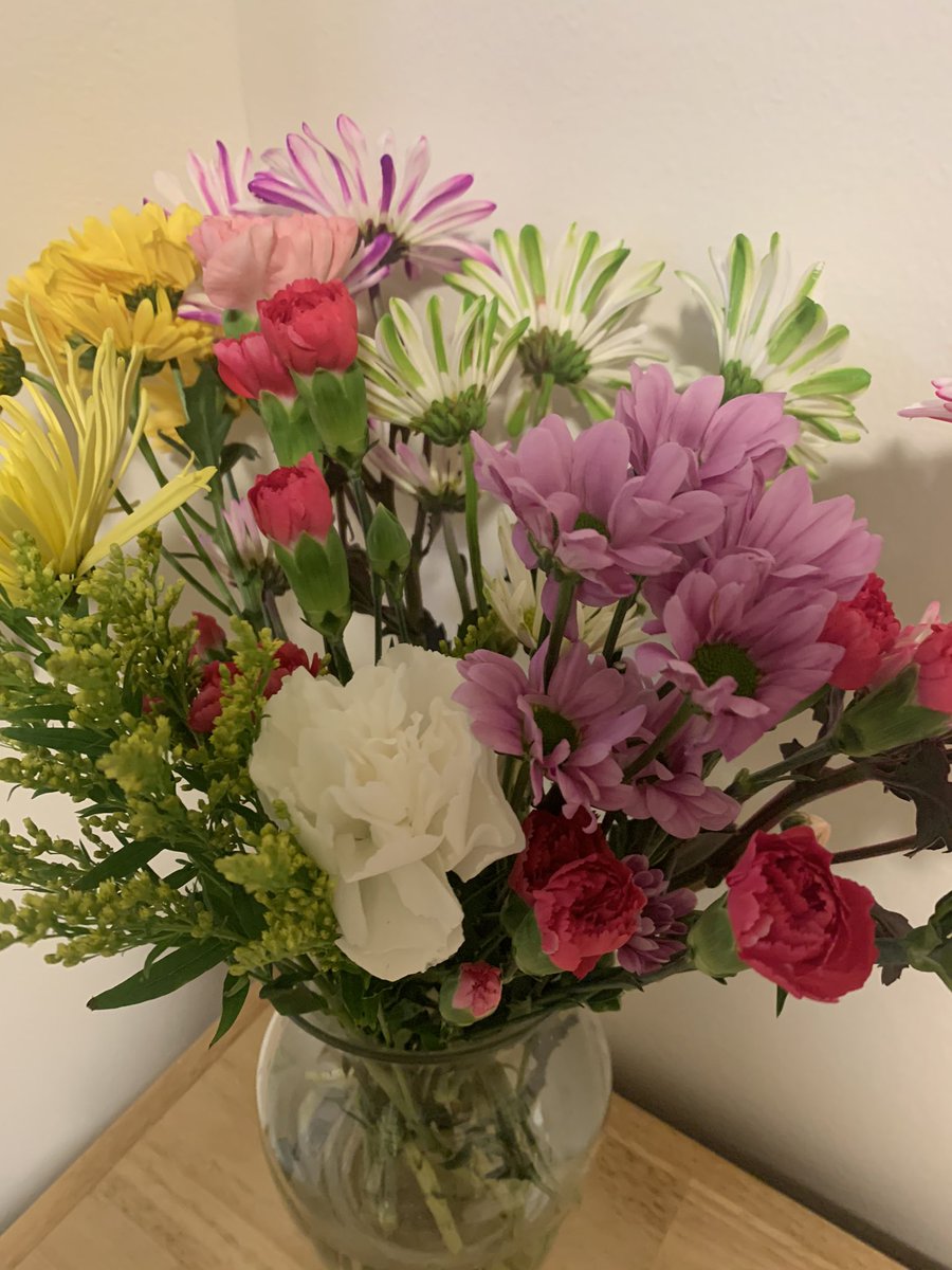 ms_sexton_'s tweet photo. Feeling thankful for all the love and thoughtful gifts from the wonderful families and amazing PTO at Pearson 💙🧡 Happy Teacher Appreciation Week! https://t.co/0cvN5zOygM