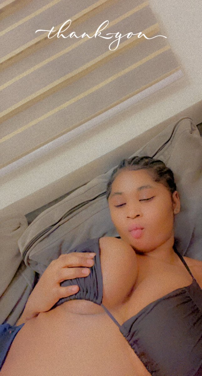 efya_phinky's tweet photo. 🥵😻 https://t.co/Ql6mxysdAR