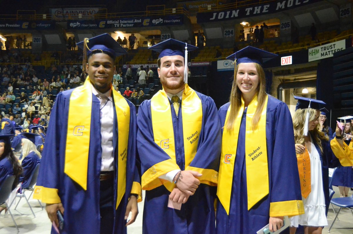 GoMocs's tweet photo. 54 Student-Athletes Earned Degrees at Commencement

Story &amp; Pics - https://t.co/j3vWIDOSCh

#GoMocs https://t.co/3v5QhnsDwv
