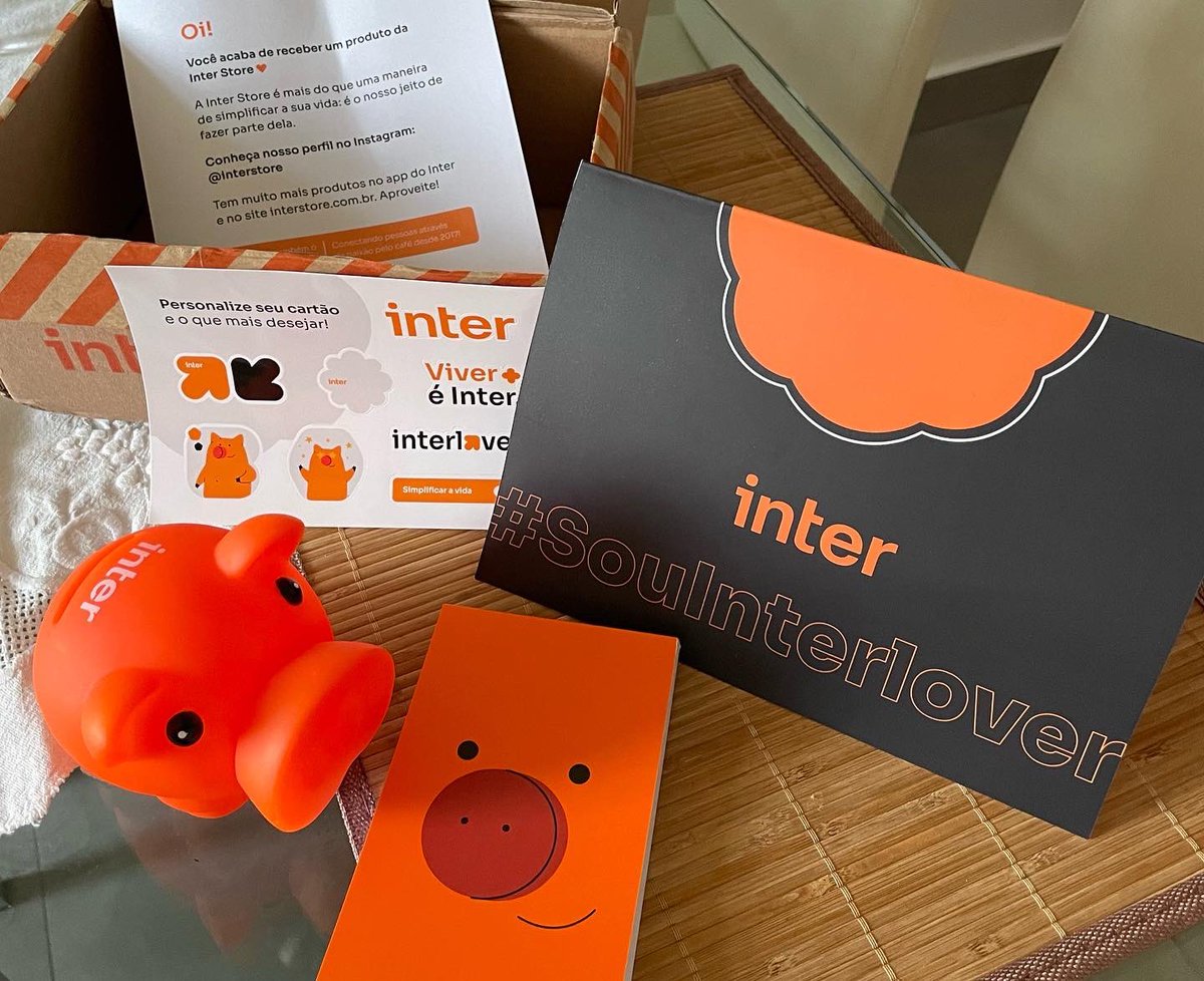 rafaelovilela's tweet photo. Recebido de sábado! Obrigado @bancointer , @interstore , @intercafe , @interpig … simplesmente sensacional receber este presente em pleno sábado! Valeu Banco Inter! 🧡 #bancointer #interstore #intercafe #interpig #souinterlover https://t.co/AmWhT6DdLb