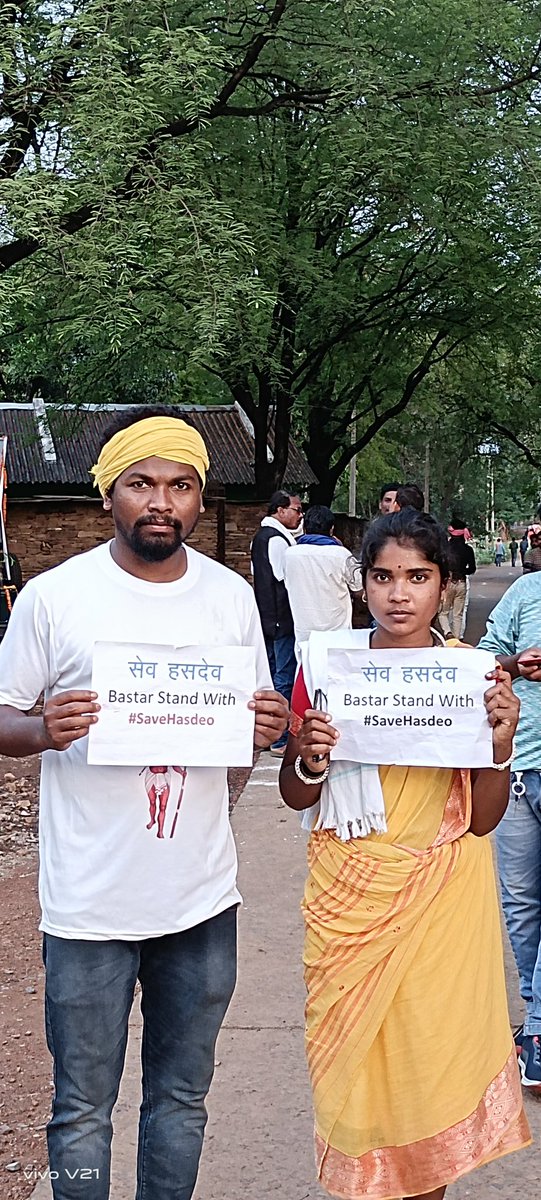 BastariyaV's tweet photo. Stop the business of issuing certificates to promote environmental pollution in Chhattisgarh Environment Protection Board chhattisgarh
#SaveHasdeo #StandWithAdivasis 
@pinarayivijayan 
@Fight4RightTeam 
@CPIMKerala 
@bhupeshbaghel 
@RahulGandhi 
@Garima750 
@Shiya_Bastarin https://t.co/jPLGNNCiIB