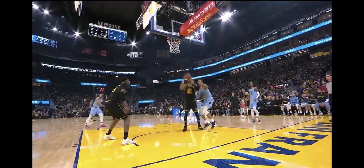 _Drake4life_'s tweet photo. LMAOO PORTER GOING STRONGGG❤️‍🔥❤️‍🔥❤️‍🔥❤️‍🔥❤️‍🔥👑👑
#playoffs #gswvsmem #gsw https://t.co/UMR5ipfI7L