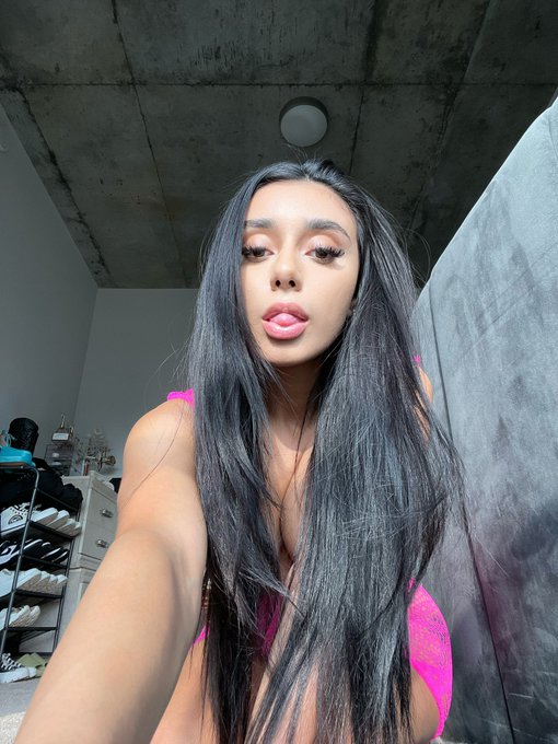 💕🌸 https://t.co/GQa2DbbZTo