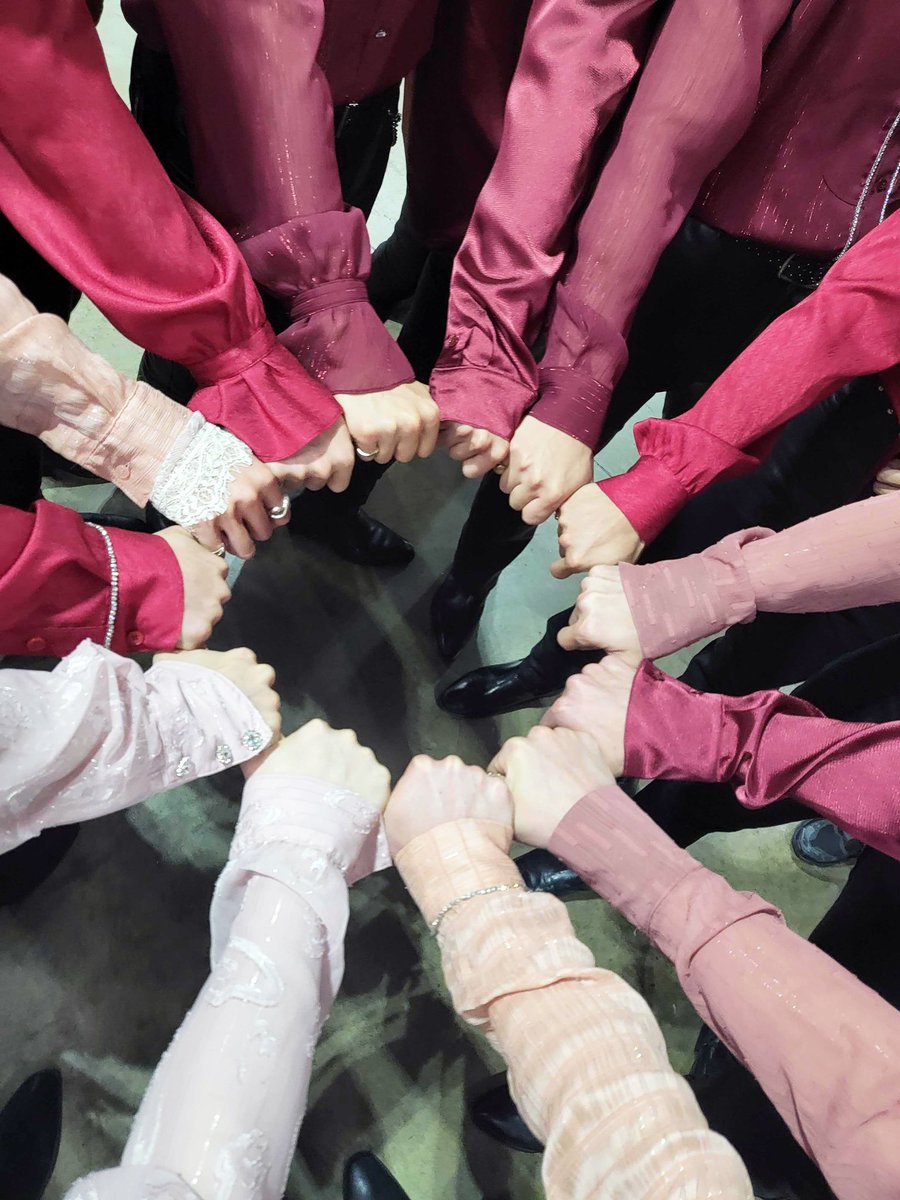 __ab_1326's tweet photo. みなさんお久しぶりです！！！！
セブチさん行きます！！！！
全然浮上しておりませんがまだしっかりカラットしてます全力オタクしてます！！！！
昨日行ったみなさん、お疲れ様です！！
今日行くみなさん、一緒に楽しみましょう！💎 https://t.co/NeDItH6Tsh