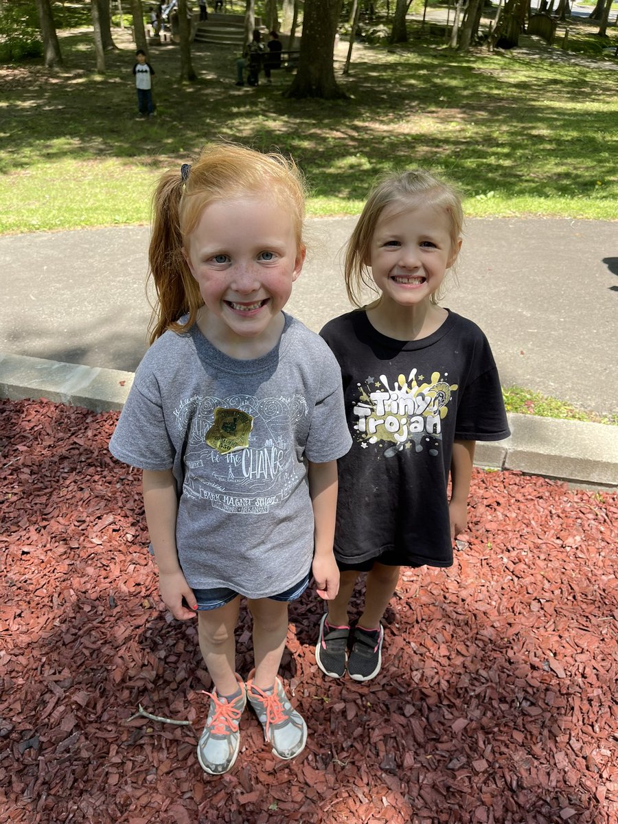 Park_IB_School's tweet photo. As part of their Sharing the Planet UOI, kindergarten students enjoyed a field trip to Garvan Woodland Gardens! Each student participated in a scavenger hunt trying to find unique things in nature! 🌸🍃🪲 @iborganization
#hssd #parkib #ibyp #pyp #IB https://t.co/jWwla6A1u1