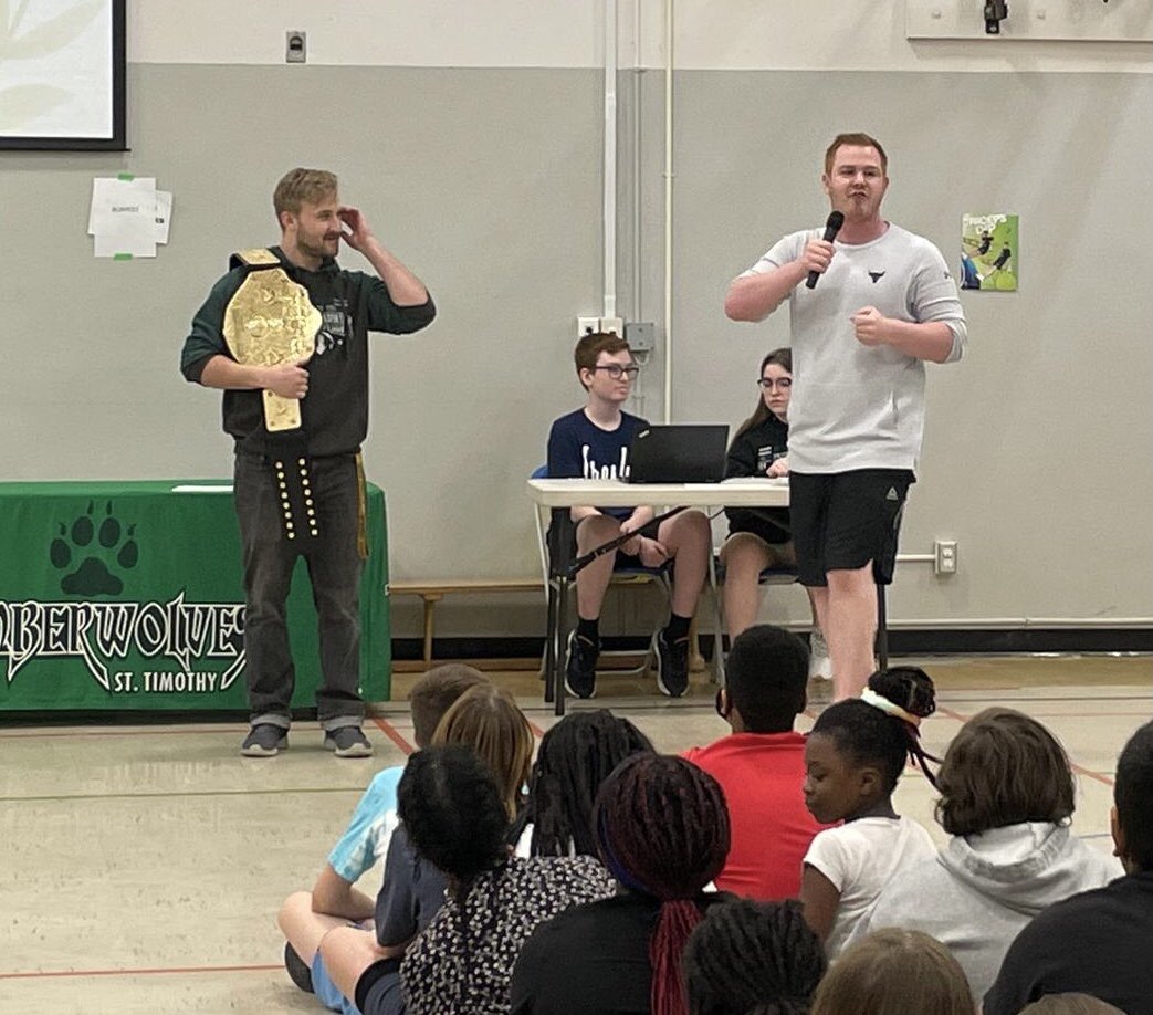 StTimothyRegina's tweet image. 📣😀Our Timberwolf Family celebrated our first HOWL Leadership Assembly F2F in the gym after 2 years! 🙌 SWPBIS Awards, Minute 2 Win-It Challenges &amp;amp; tons of goofy shenanigans 🤪… note the wrestling belt! #TimberwolfProud