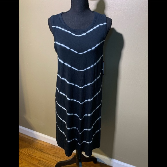 theboholeopard's tweet photo. So good I had to share! Check out all the items I'm loving on @Poshmarkapp #poshmark #fashion #style #shopmycloset #threadsupply #coach: https://t.co/3hV6bzNPOQ https://t.co/WRV0bq5wd0