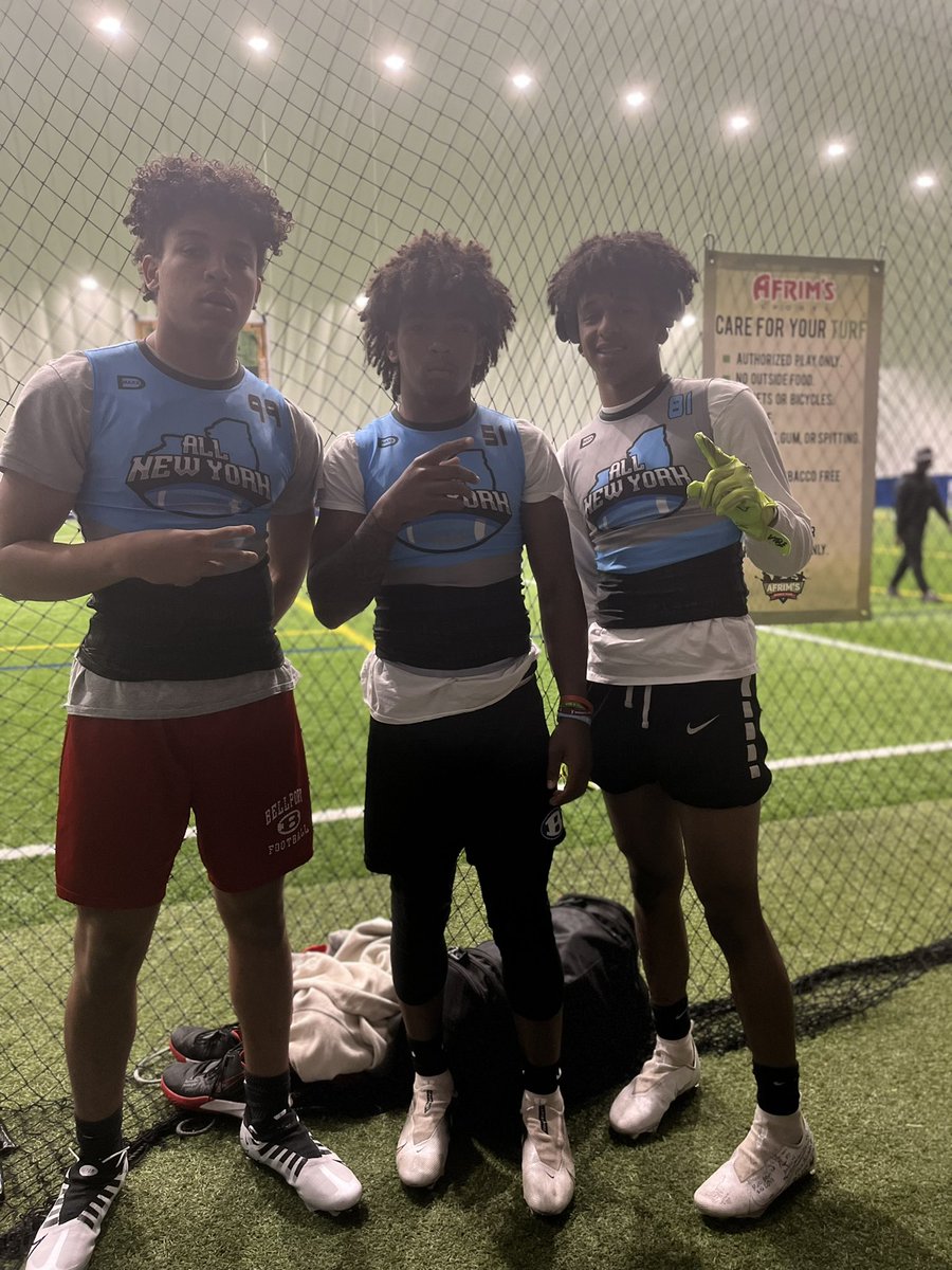 Thank you so much to <a href="/prospectnys/">Prospect NYS</a> for having us today, Had a wonderful time at your camp loved meeting new people and representing my school!! <a href="/DontePhillips05/">Donte Phillips</a> <a href="/JasonHunt35/">Jason Hunt</a> <a href="/KyleMoodt/">CoachKyleMoodt</a>