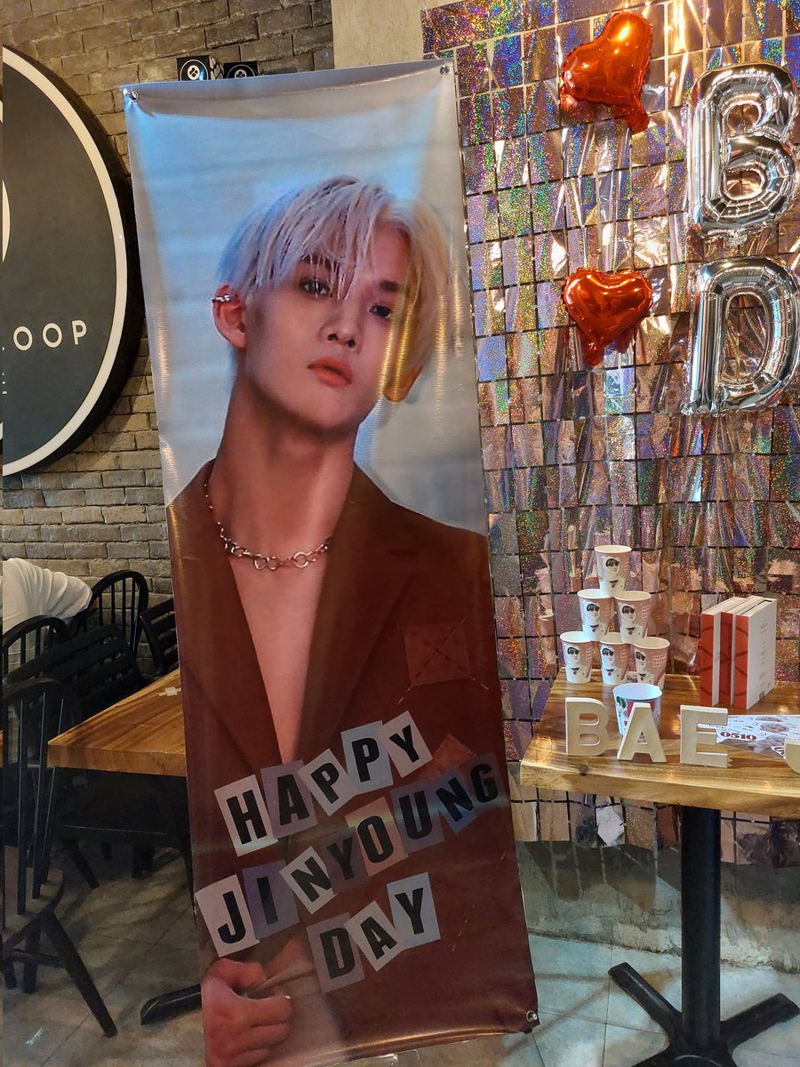 kimseunghunny's tweet photo. kudos to @BJYUNIONPH for the super pretty design of the cafe, all for bae jinyoung 💗 https://t.co/5w8ldqFVKr