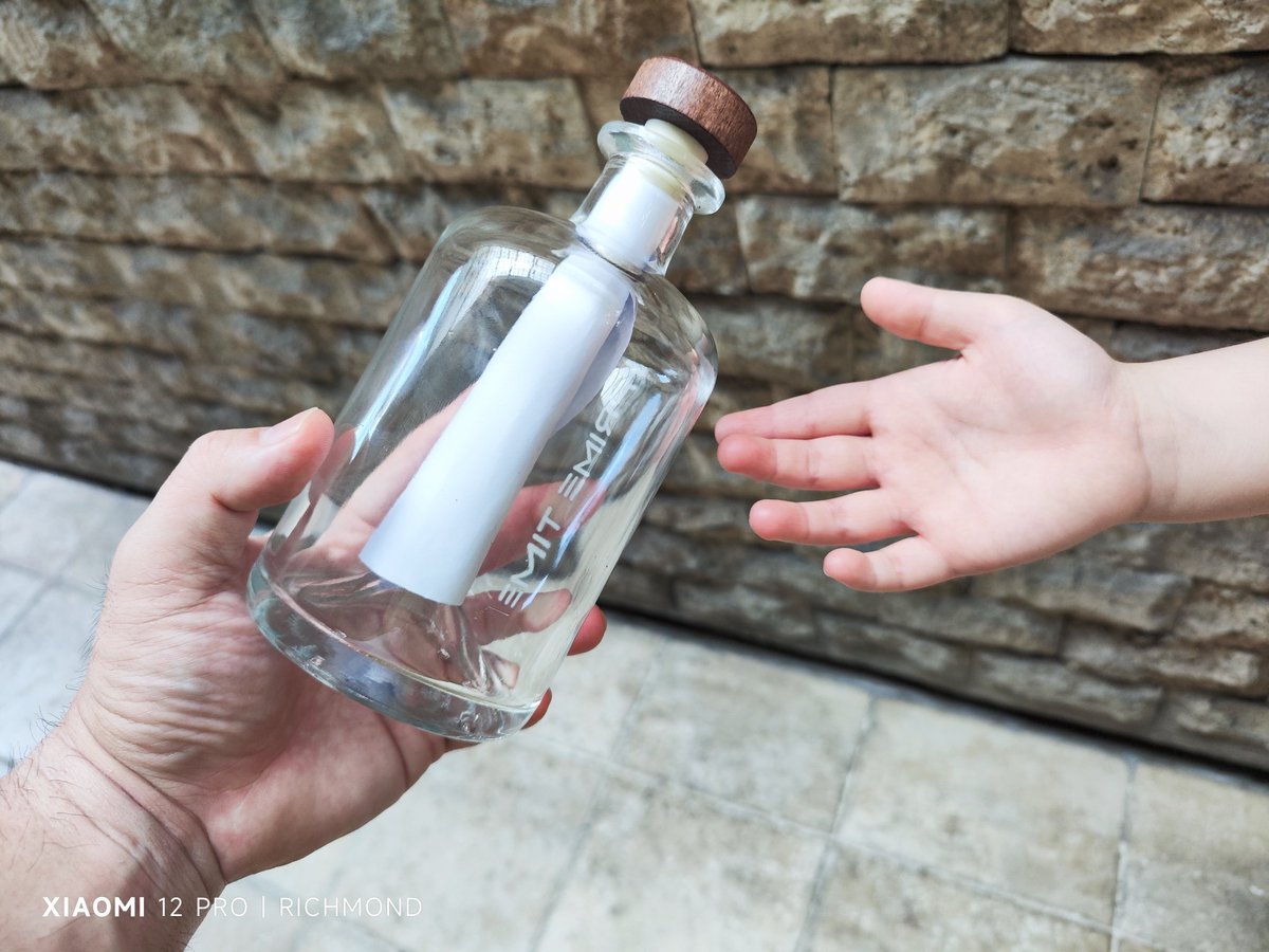 MI_mitch002's tweet photo. #rewriteyourpast #themessagebottle

This account really sparked my curiosity so here goes my message:

As you grow up, I want you to enjoy life to the fullest and be the best version of me. Don't hold back because of what they say. If you fall, stand up, one day you will shine! https://t.co/7TTdU3bBH1