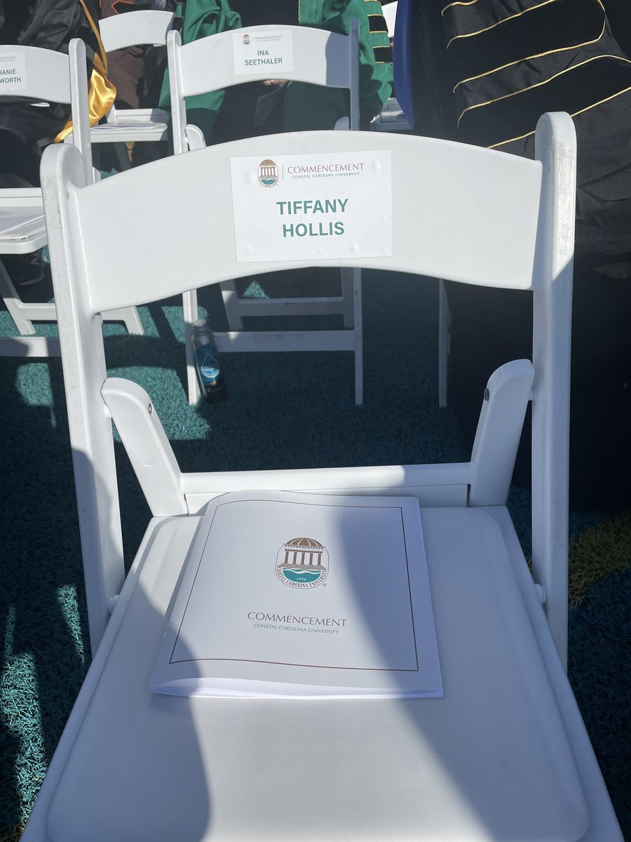 DrTiffanyHolli1's tweet photo. This morning began with being recognized this morning at commencement for winning the Provost’s Faculty Innovation and Excellence Graduate Teaching Excellence Award. #ccu #chantsup #facultyexcellence #graduatestudentsuccess https://t.co/50fs37ufj7