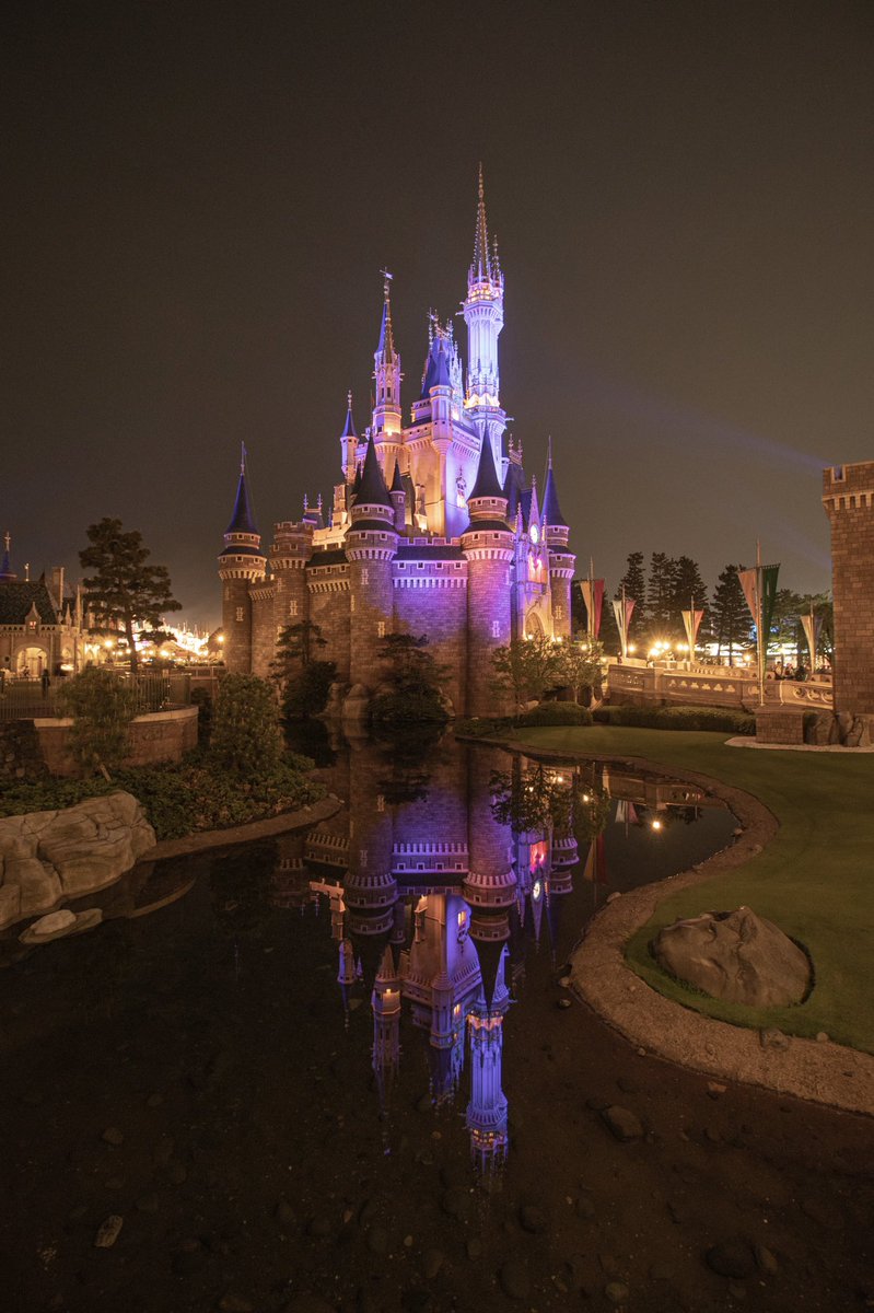hiroooophoto's tweet photo. ディズニー夜景！

#カメラ好きな人と繋がりたい
#写真撮ってる人と繋がりたい
#ファインダーは私のキャンパス
#ファインダー越しの私の世界
#ディズニー https://t.co/6XEb6r9AM0