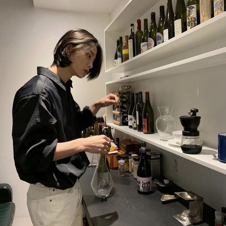 idywp's tweet photo. wine date with calix dylan fujimoto 💙 #CalixDAYlan https://t.co/4vbJAMSppF