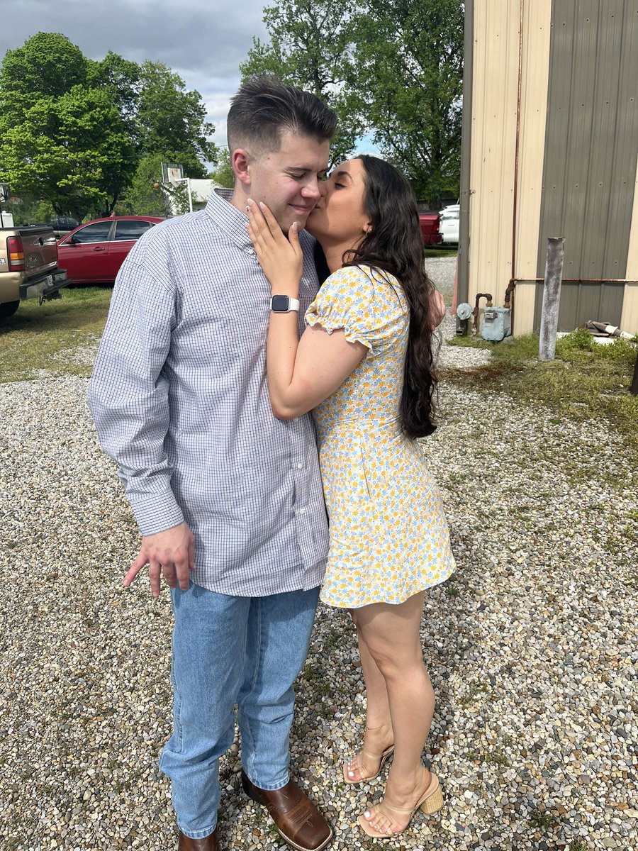 danniesander's tweet photo. party animal as a wedding date was the best idea🤍 https://t.co/z1BG0JbcJn