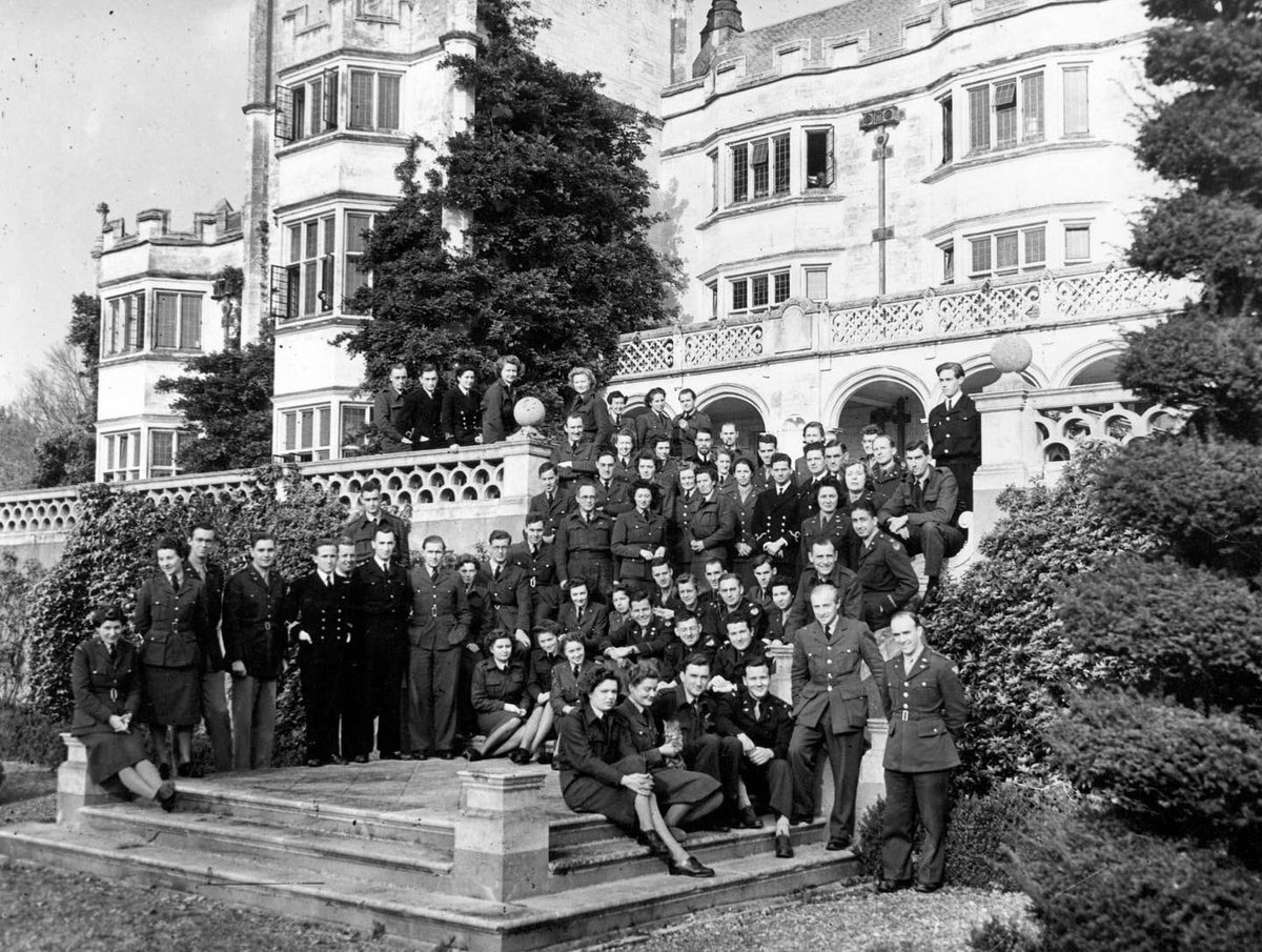 Danesfieldhouse's tweet photo. #VEDay ~ 8th May 1945. Today we celebrate 77 years.
Brimming with history, #danesfieldhouse was once home to the #IntelligenceSection of the #RAF, known as #RAFMedmenham. The unit specialized in #photographicintelligence & was the 'eyes' to Bletchley Park's 'ears'.
#lestweforget https://t.co/qm6pIt5VXd