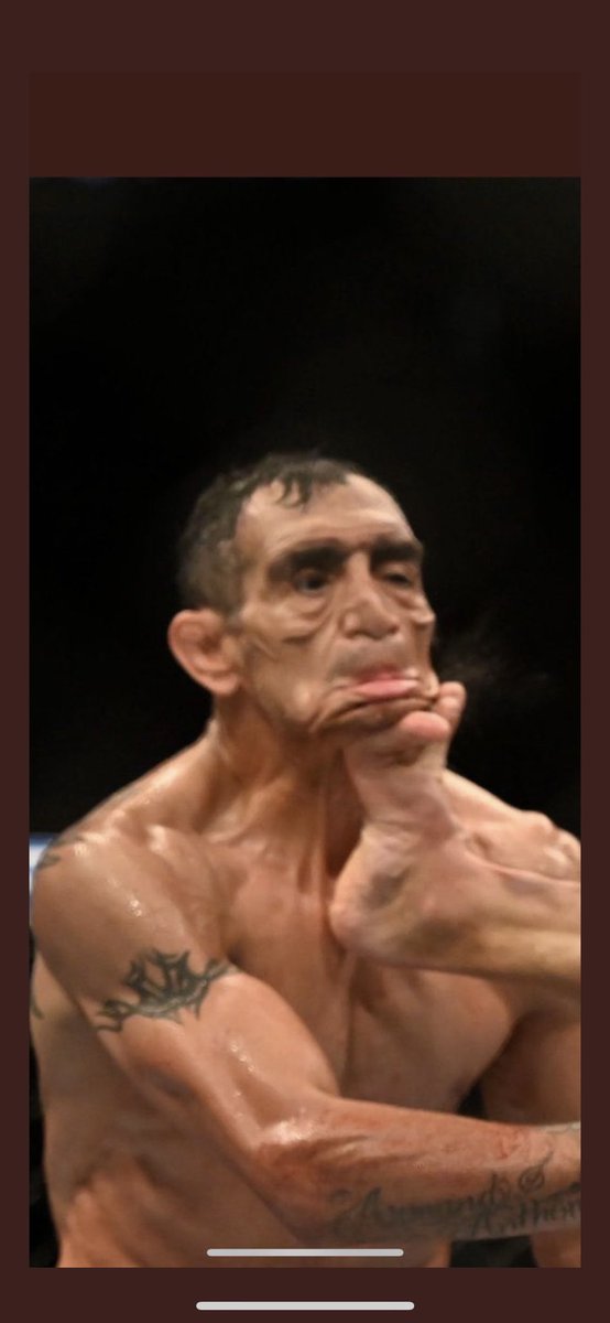 JoeyMcCole's tweet photo. Mate just said Tony looks like an NFT #UFC274 #NFT https://t.co/qNjOF631BW