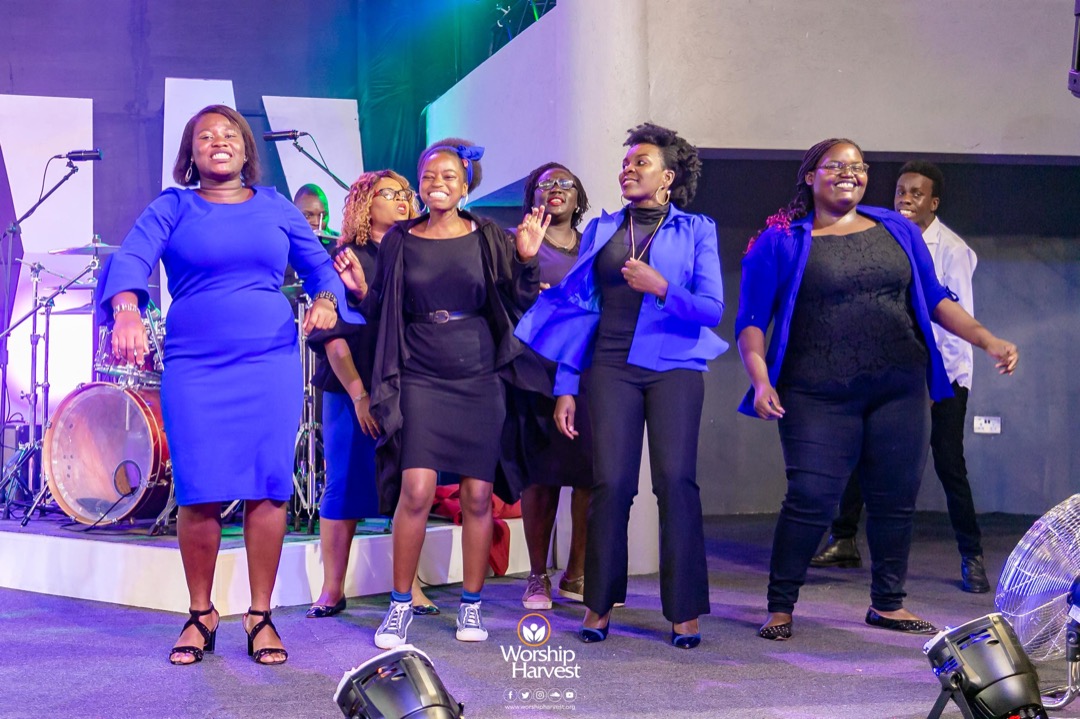 worship_harvest's tweet image. Singing Praises to the King of Kings .

You can still make it to any of our Locations for Garage this morning and at 11:30am for XYP at #WHNaalya or #FlowService at the other Locations .

#WHGarage 
#HonorSeries
#WorshipHarvest