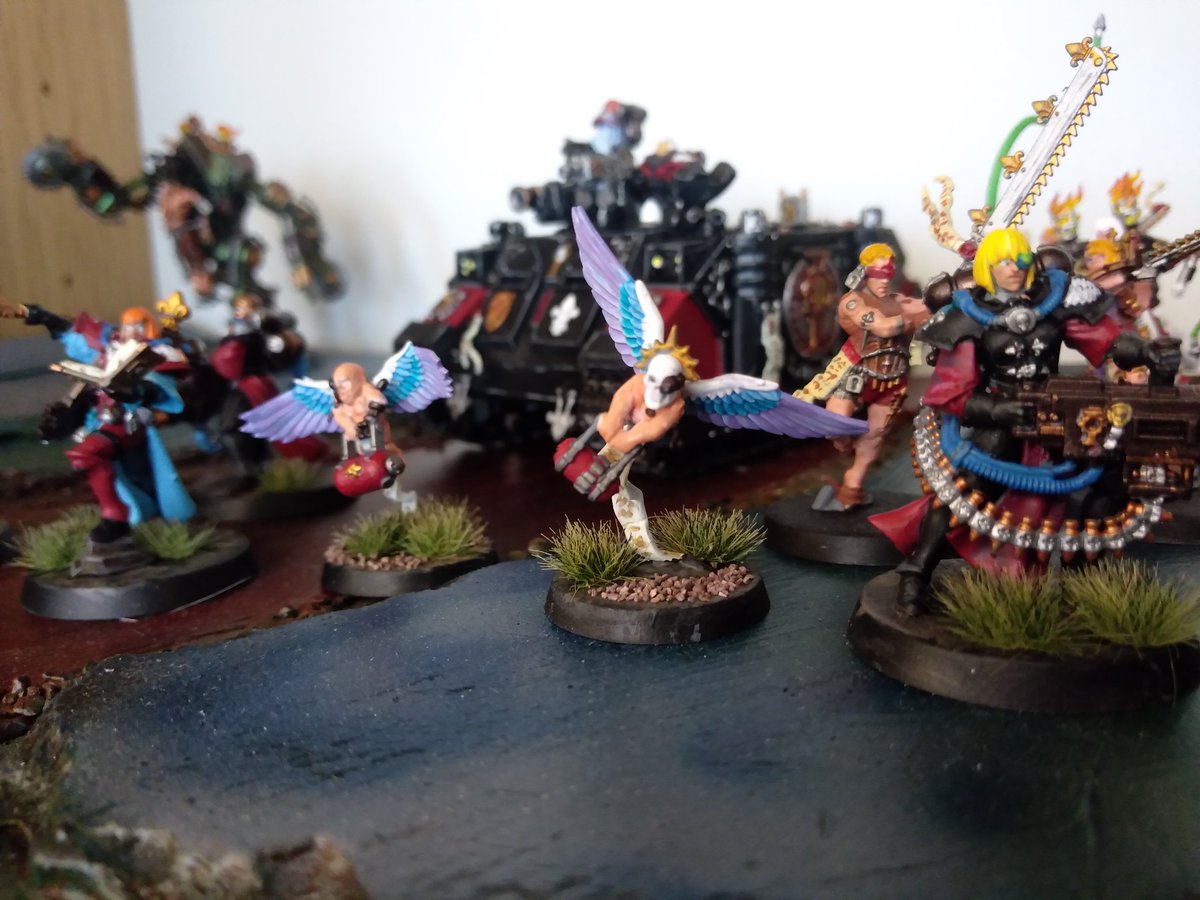 iqlaruscanus's tweet photo. Painted some Armorium Cherubs #warhammer40k https://t.co/mL315P2ISu