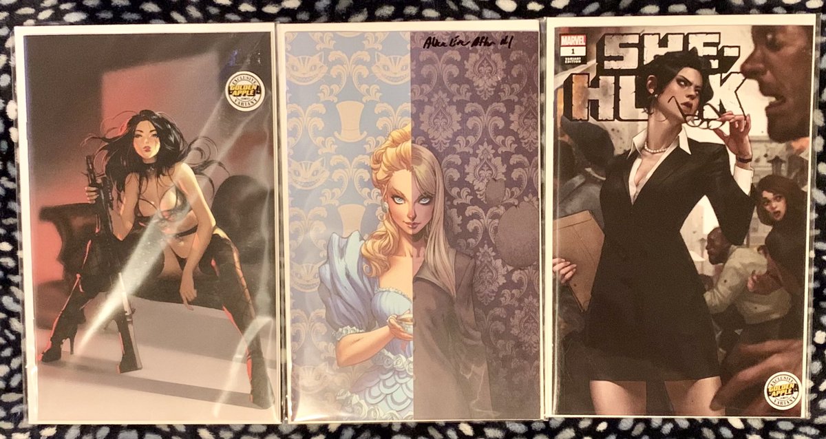 juany824's tweet photo. @GAppleComics @Freecomicbook Got a bunch of Amazing 🤩 Comics during #FCBD22 
Sooo many titles to choose from and had a blast 💥 showing love ❤️ to a great 👍🏽 LCS. #FreeComicBookDay https://t.co/6FggnfRwvp
