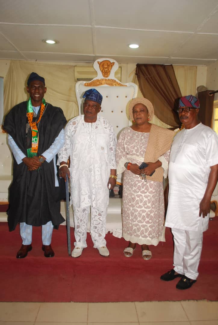 thekapenta's tweet photo. Pictures update 
My visit to Orangun Ile Ila Osun State. We are winning 🏆 forward. 
Amen.

#ThinkUs
#ThinkADC
#NoMoreRecycledPolithiefcians
@ADC_Enugu @MobilePunch @channelstv @Kennethgbandi https://t.co/ezjAAXV1P4