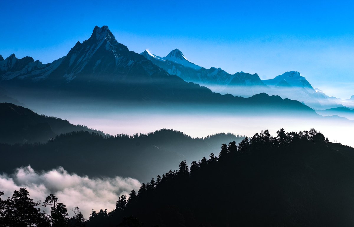 nepaltourismb's tweet photo. #MohareDanda is a hilltop in the Annapurna Trekking Region, not far from Pokhara. One of the best trekking trails, it is said to be filled with traditional settlements with rich cultural attributes and can be completed in 4 to 14 days according to one's preference.
PC: Sameer R https://t.co/az3OzRJ2I4