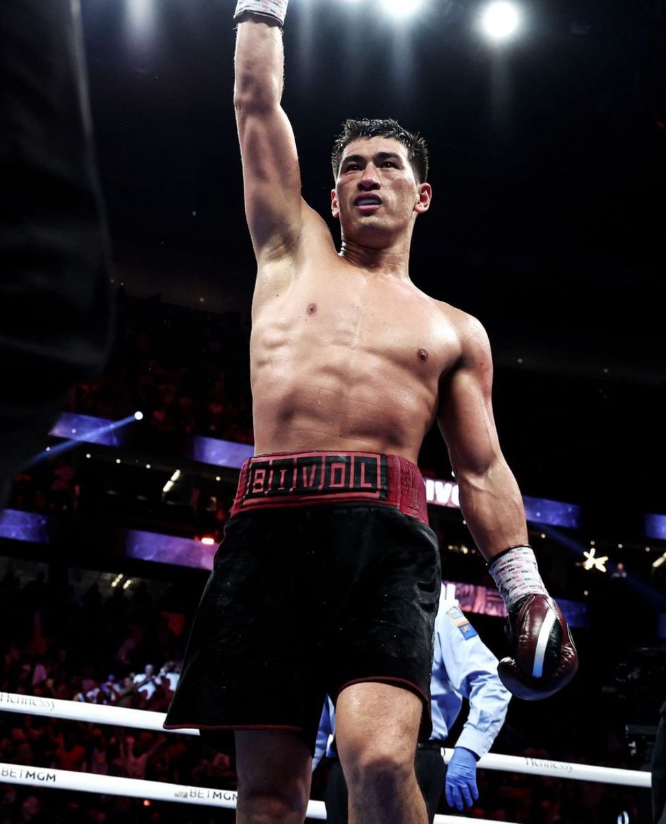 EddieHearn's tweet photo. Congratulations @bivol_d on an incredible performance! Respect always to @canelo for taking on the biggest challenges! #CaneloBivol @daznboxing https://t.co/RWGdTnMS2h