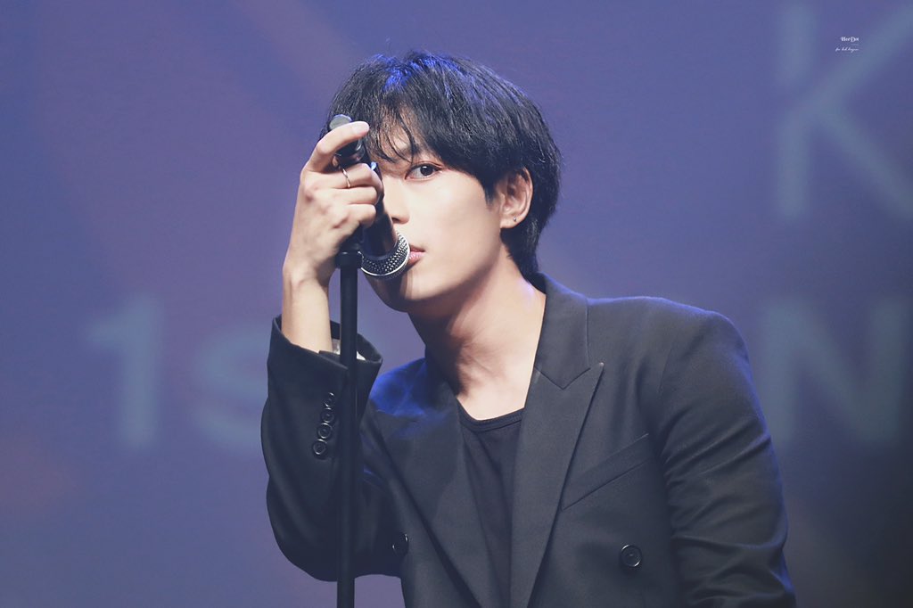 berrxh_'s tweet photo. แปลกใจตรงรูปทั้งหมดนี้คือปีเดียวกันนี่แหละ2019ฮีจุนมีหลายร่างมาก https://t.co/hEtNGF5zpu