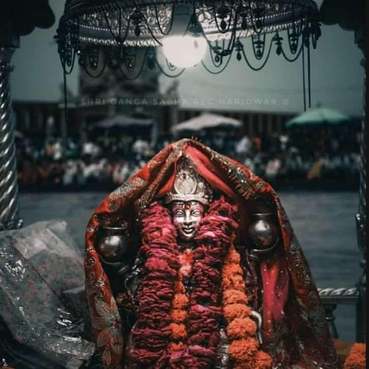 DEVAGYARAMAN's tweet photo. माँ गंगा के प्राकट्य दिवस (श्री गंगा सप्तमी) की बहुत बहुत शुभका���नाएं भगवती माँ गंगा की अनन्त कृपा हम सब पर बनी रहे।
देवि! सुरेश्वरि! भगवति! गंगे त्रिभुवनतारिणि तरलतरंगे । शंकरमौलिविहारिणि विमले मम मतिरास्तां तव पदकमले ॥
@myogiadityanath @PMOIndia @pushkardhami @OfficeofDhami https://t.co/RAKpO7yZNo