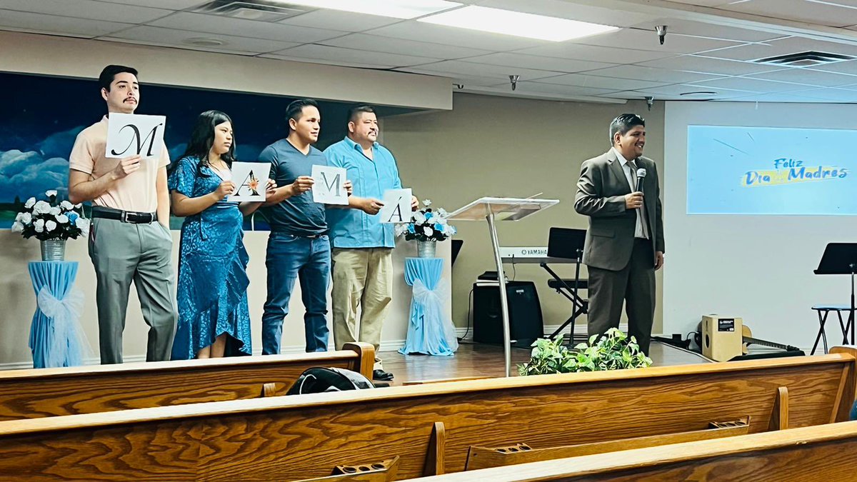 bellyjeff's tweet photo. Un sΓ‘bado lleno de bendiciones desde Phoenix Az!! Celebrando a las mamitas y acompaΓ±ando a nuestros jΓ³venes, calidad total ππ»ππ» #AzConference #MothersDay #azyouth #fesjaAz ππ»ππ»ππ»ππ» https://t.co/erXPtqrM7A