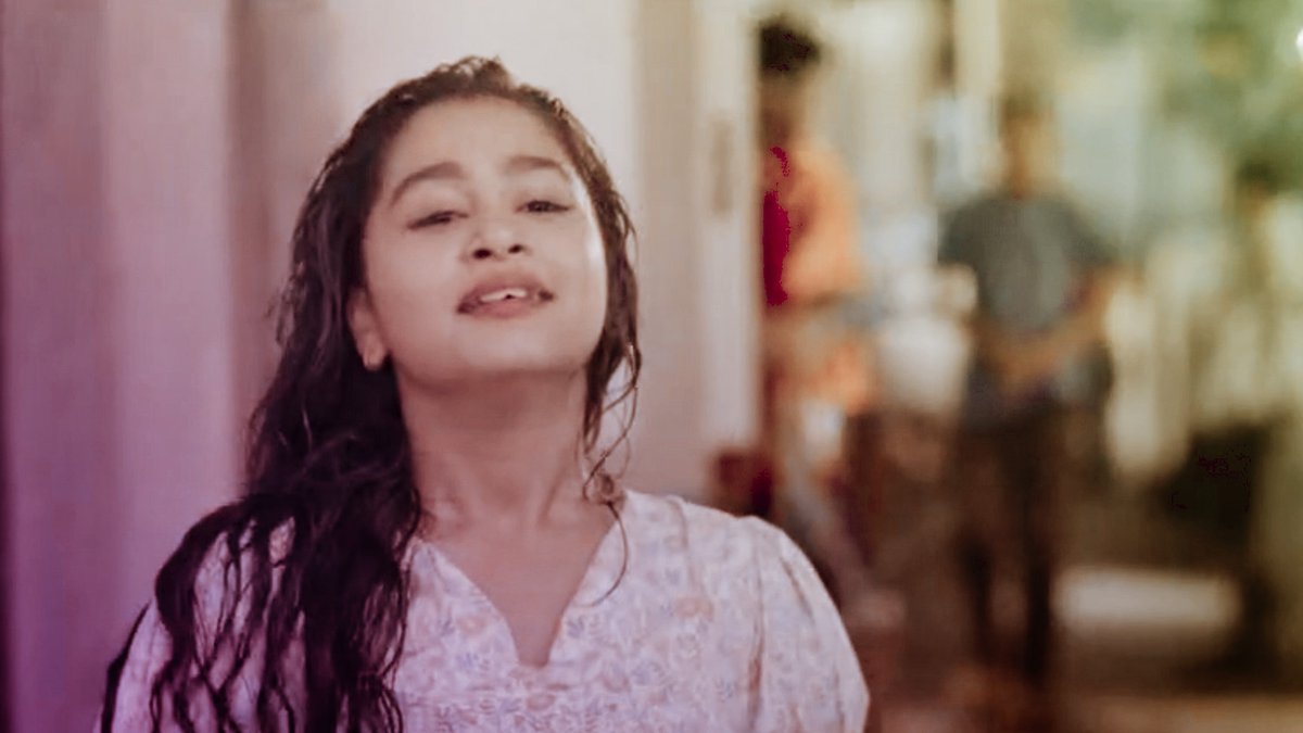 qaagazkikashti's tweet photo. SwaMun moments from the trip 🥺
Aaaaaaaa they're so cute 😫♥️
.
#YehUnDinonKiBaatHai
#yudkbh #samaina  #swamun @kristinapatel01 #SanjayChaudary https://t.co/RLpCM6QbYx