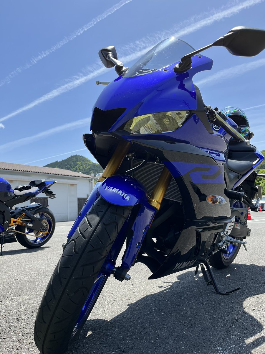 masiro_cbr250's tweet photo. めっちゃいい天気！
会社の人にスタンプラリー教えてもらったからこれからスタンプ集めまくるぞ！ https://t.co/8jG003rOg0