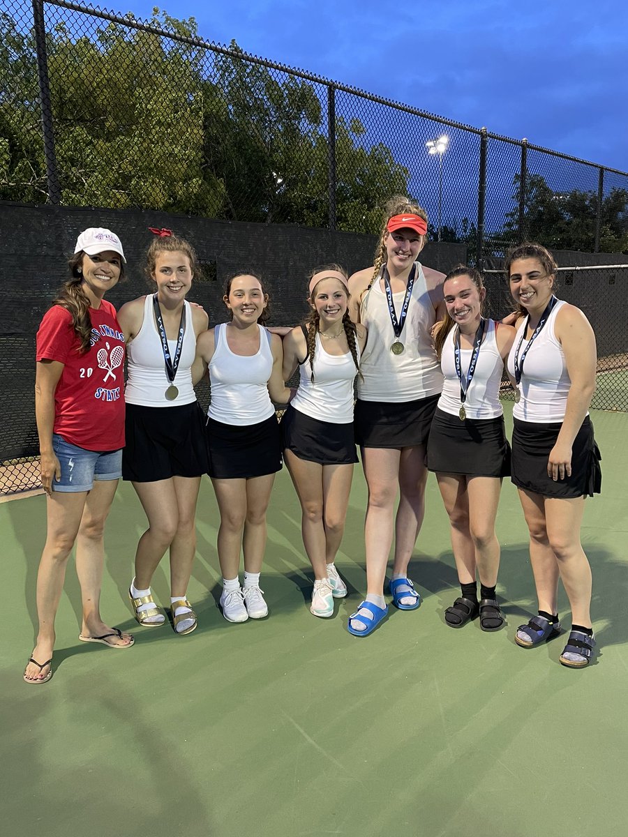 CoachBWeaver's tweet photo. Congratulations to Coach Heather White and our girls tennis team on placing 3rd at state! We are proud of you! #itsgreattobeasaint https://t.co/BfAOgncn13