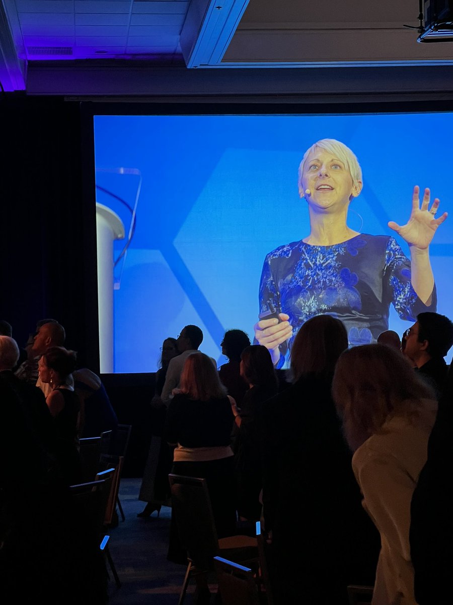 usambcuba's tweet photo. Deeply moving tribute to @DrSarahHallberg who was not only honored tonight but a video message was shared with us from her that was done before her untimely passing. 

Her empowering message lives on in my work in #Keto #Diabetes and so many others. 🙏 #MHS2022 https://t.co/SpKi56qNzM