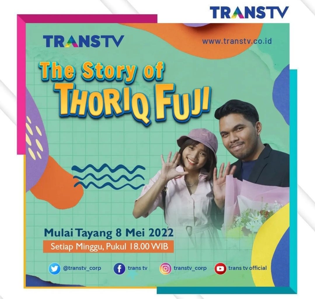 Mosya58381081's tweet photo. Jangan Lupa Ya guys, stay tune ntar sore "The Story of Thoriq Fuji" Perdana Tayang dan bakalan nemenin para Thofu Lovers ni setiap hari Minggu, jam 18.00 WIB #StoryOfThofuTTV https://t.co/EdXHnhOZYA