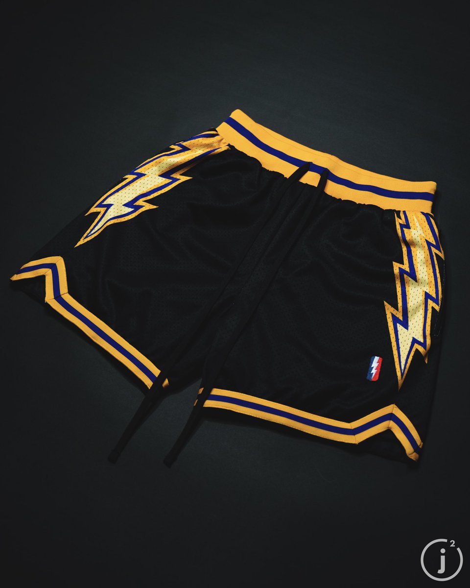 collect__select's tweet photo. CITY NIGHTS ⚡️⚡️⚡️
 
#DUBNATION, gonna need to see a whole lot of RTs if you want these next week... https://t.co/3pKWZ9N8wv