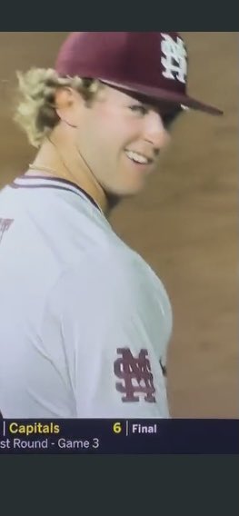 sa1631's tweet photo. @AllKindsWeather Smile your about to give up 6 runs https://t.co/IwAZuo9sTH