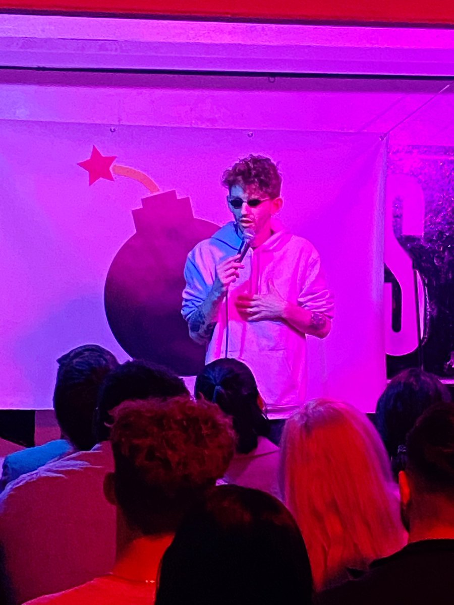 andrewhastings's tweet photo. Comedy is when you put on funny sunglasses https://t.co/0tFRipfnVU