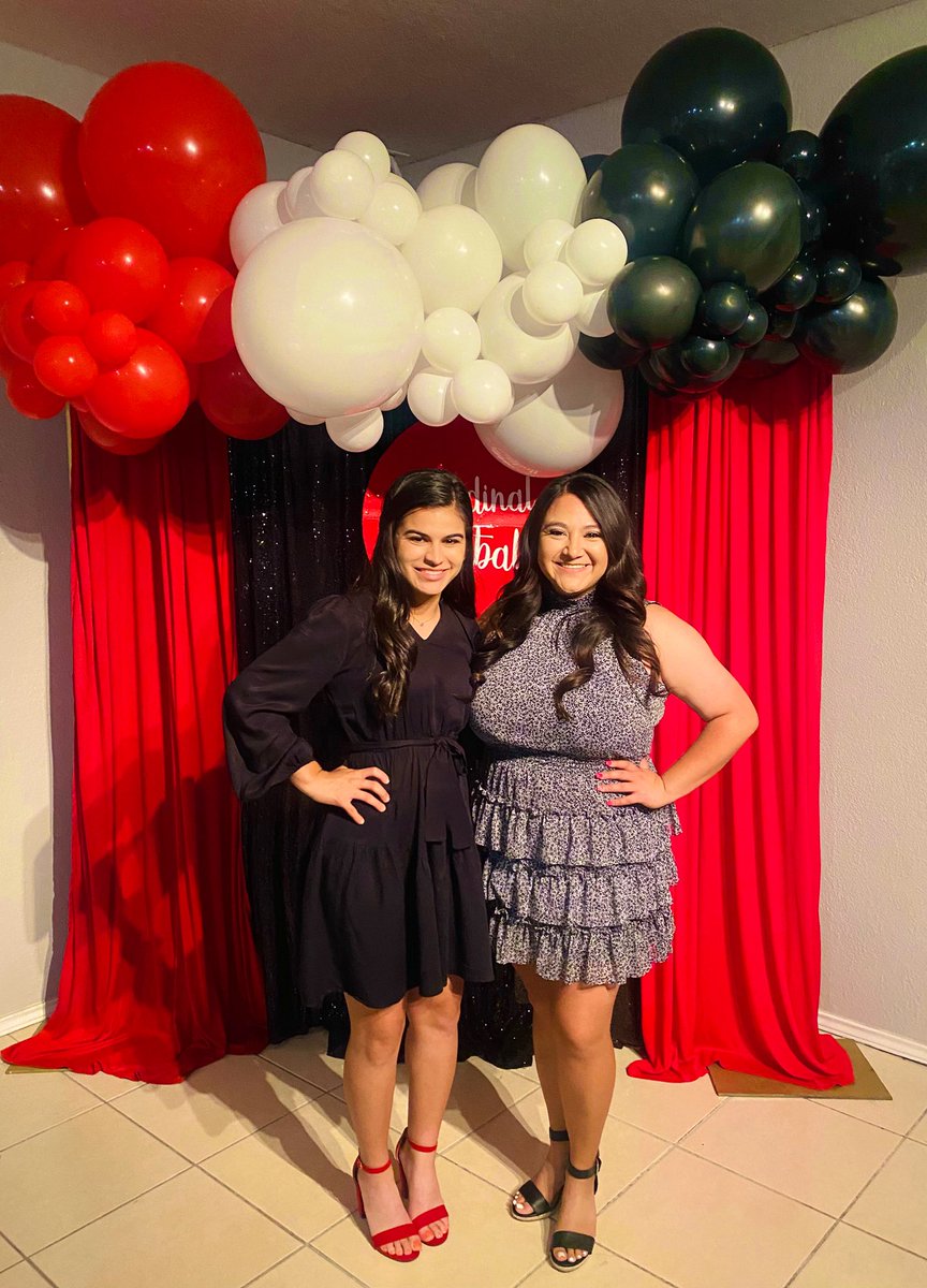 CoachLiv_8's tweet photo. This season I really went through it but if there’s anything I gained from this season it is knowledge,wisdom, and this gem. @monikacoronado4 love you mean it sista girl! ❤️🥎 #CoachBesties https://t.co/LYI9kqRyxd