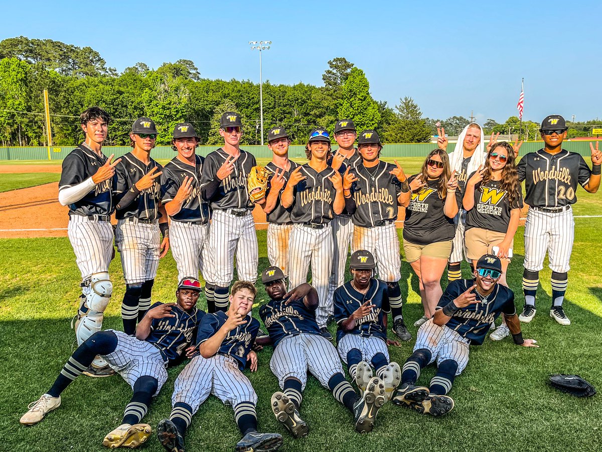 TrotterMoses's tweet photo. Round 2..here we come! @MCBabeRuth3 @AshlyElamSports @TxHS_Baseball @Eagles_Varsity https://t.co/55gJaKG1sb