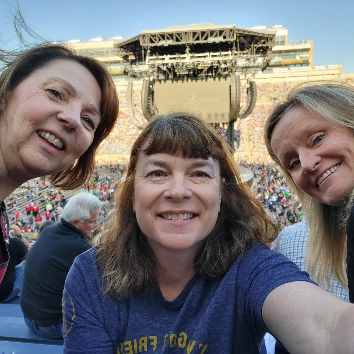 cjh_2013's tweet photo. Awesome time tonight @garthbrooks Thank you for the great music! https://t.co/EfTWXz6vKR